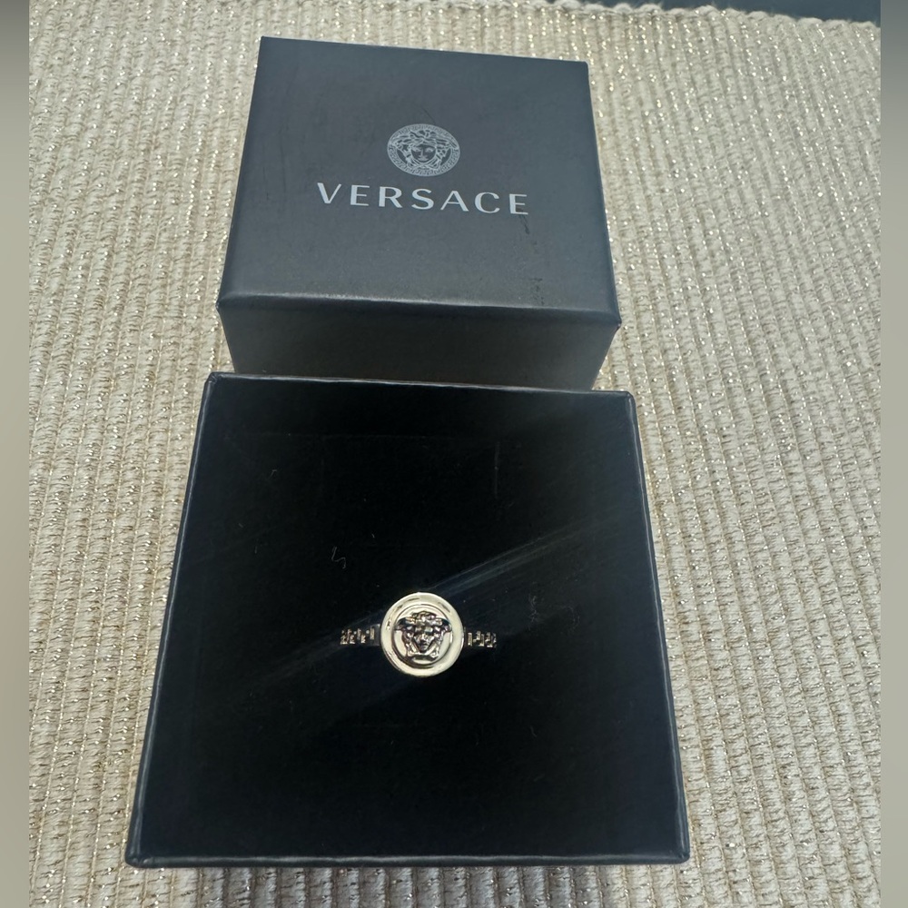 Versace Medusa Greca Ring